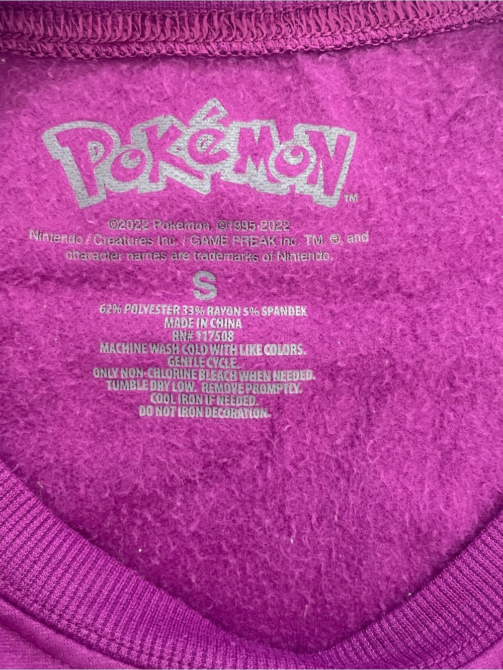 Pokemon Ready for Battle Purple Graphic Crewneck Sweatshirt SZ SM EUC - Picture 4 of 4